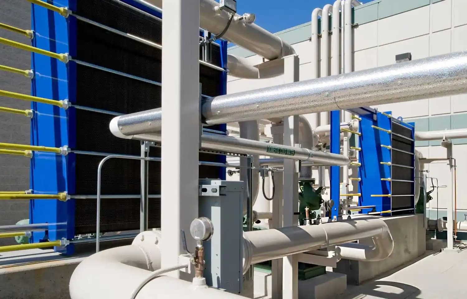 طراحی مبدل حرارتی آب به هوا در سیستم های HVAC صنعتی